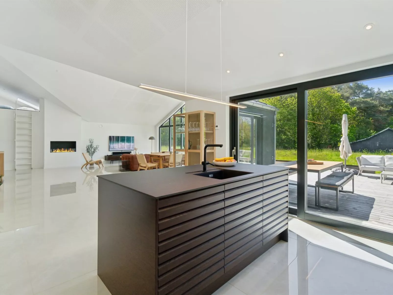 &quot;Tove&quot; - 350m from the sea-Binnen