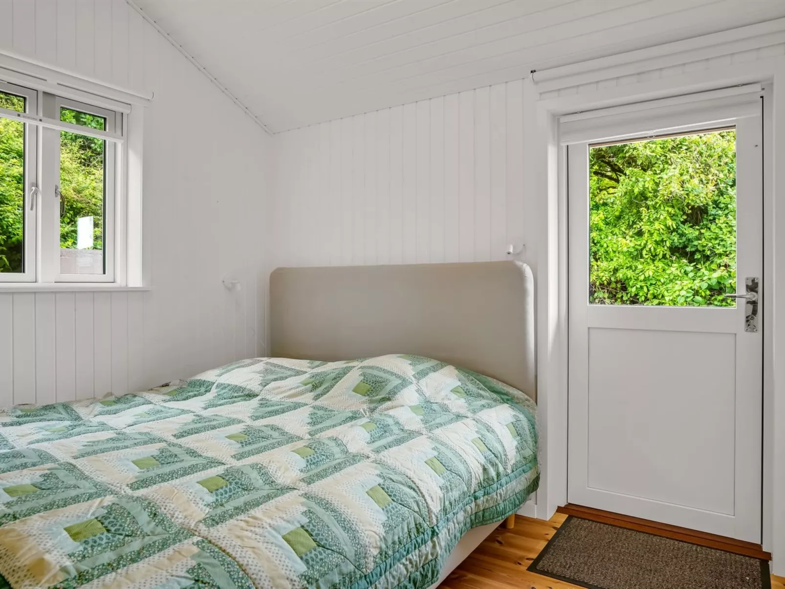 "Blia" - 120m to the fjord-Binnen