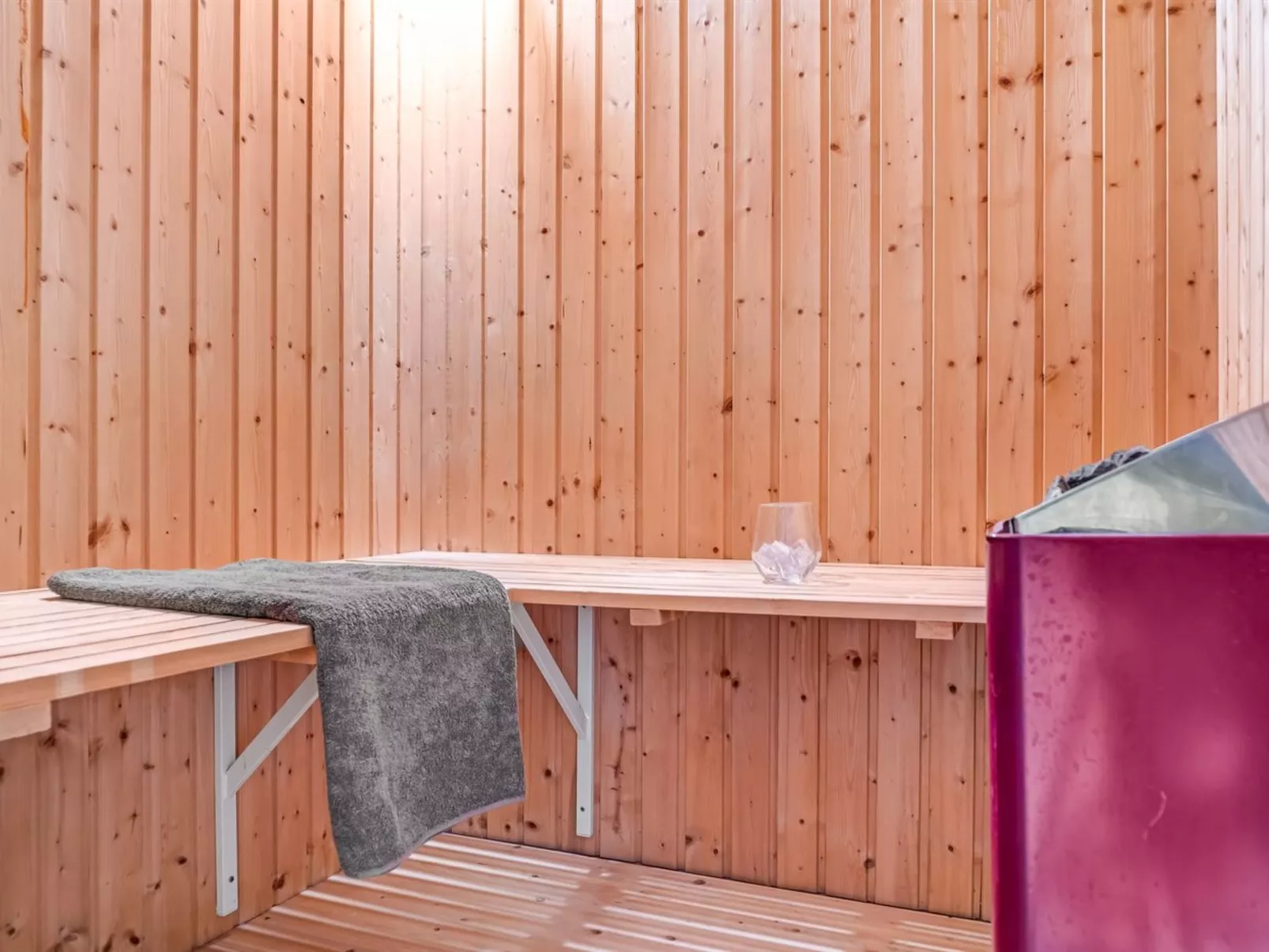 "Tjark" - 500m from the sea-Binnen