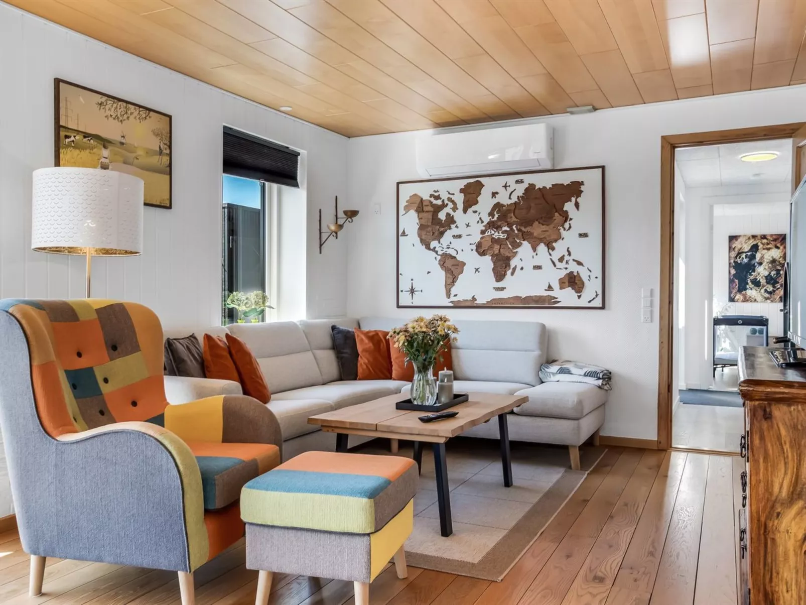 "Tecumseh" - 300m from the sea-Binnen