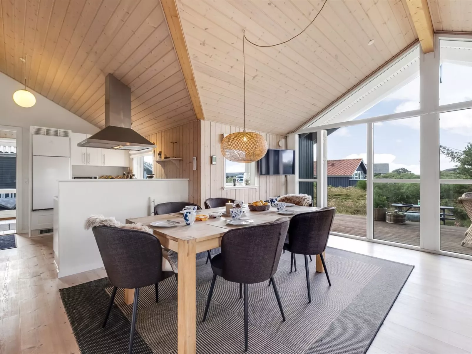 "Effie" - 500m from the sea-Binnen