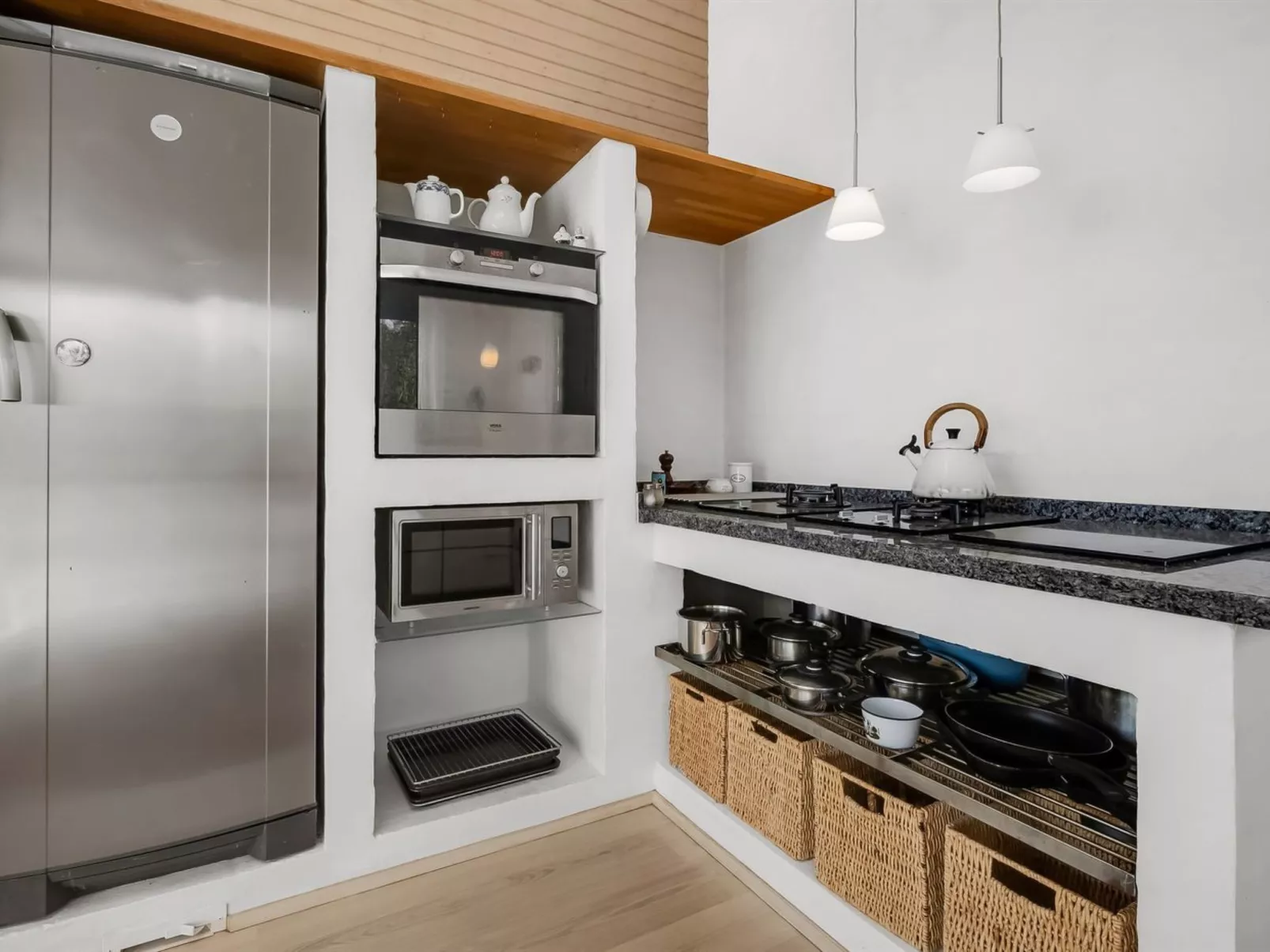 "Idalia" - 600m from the sea-Binnen