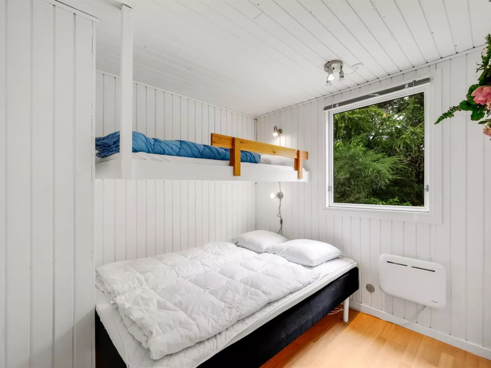 "Sami" - 600m to the fjord-Binnen