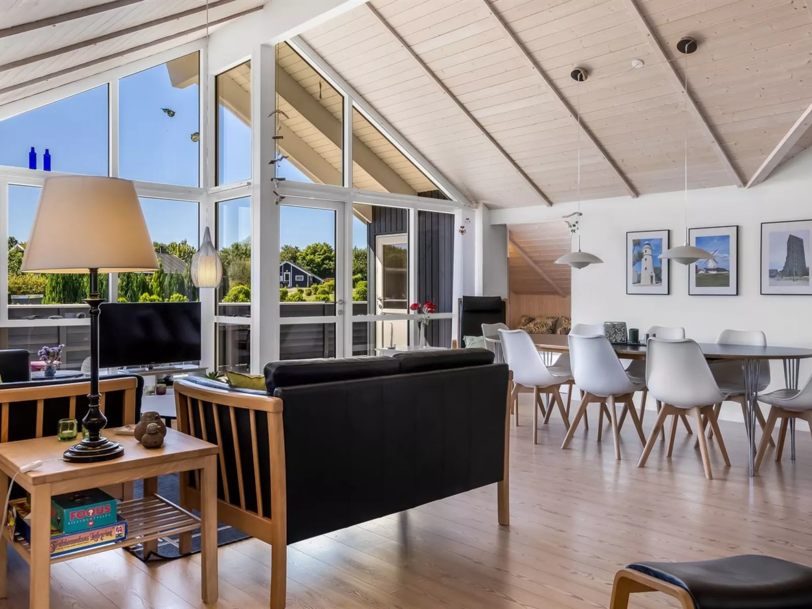 "Rosamunde" - 700m from the sea-Binnen