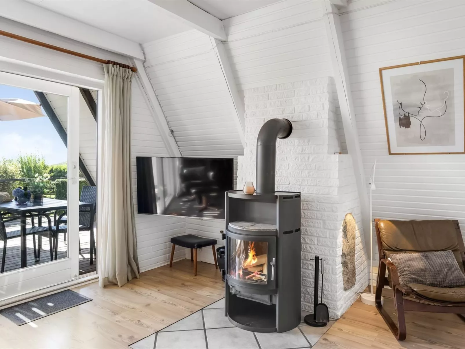 "Murtuz" - 50m from the sea-Binnen