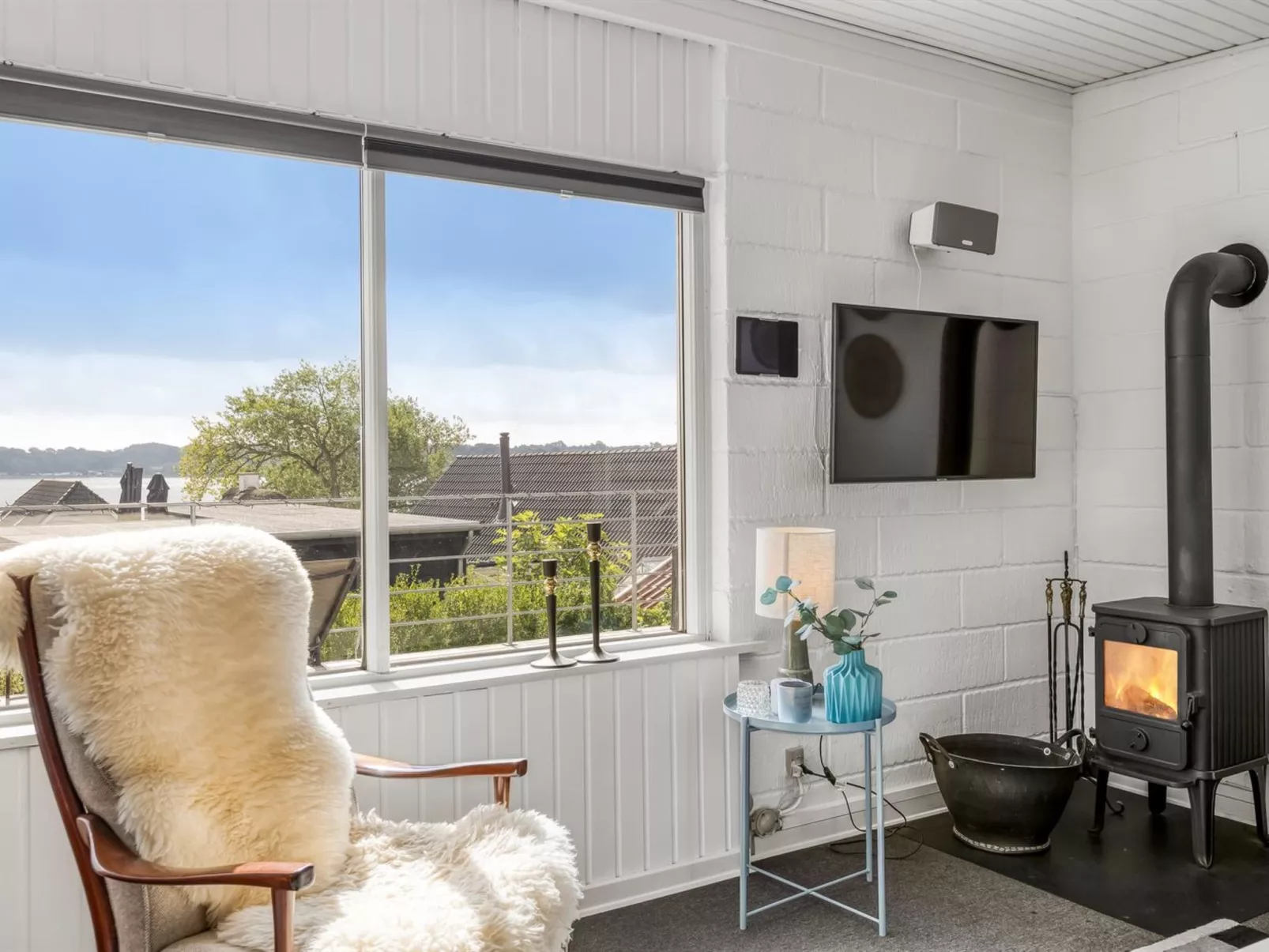 "Delan" - 75m from the sea-Binnen