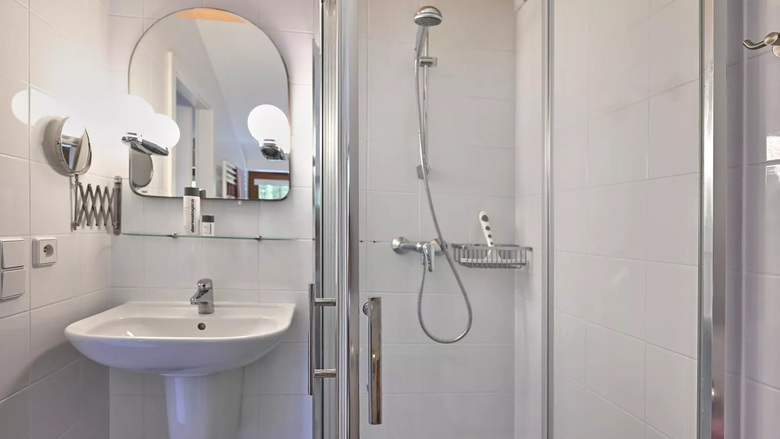 Hoeve Sonnevijver-Badkamer