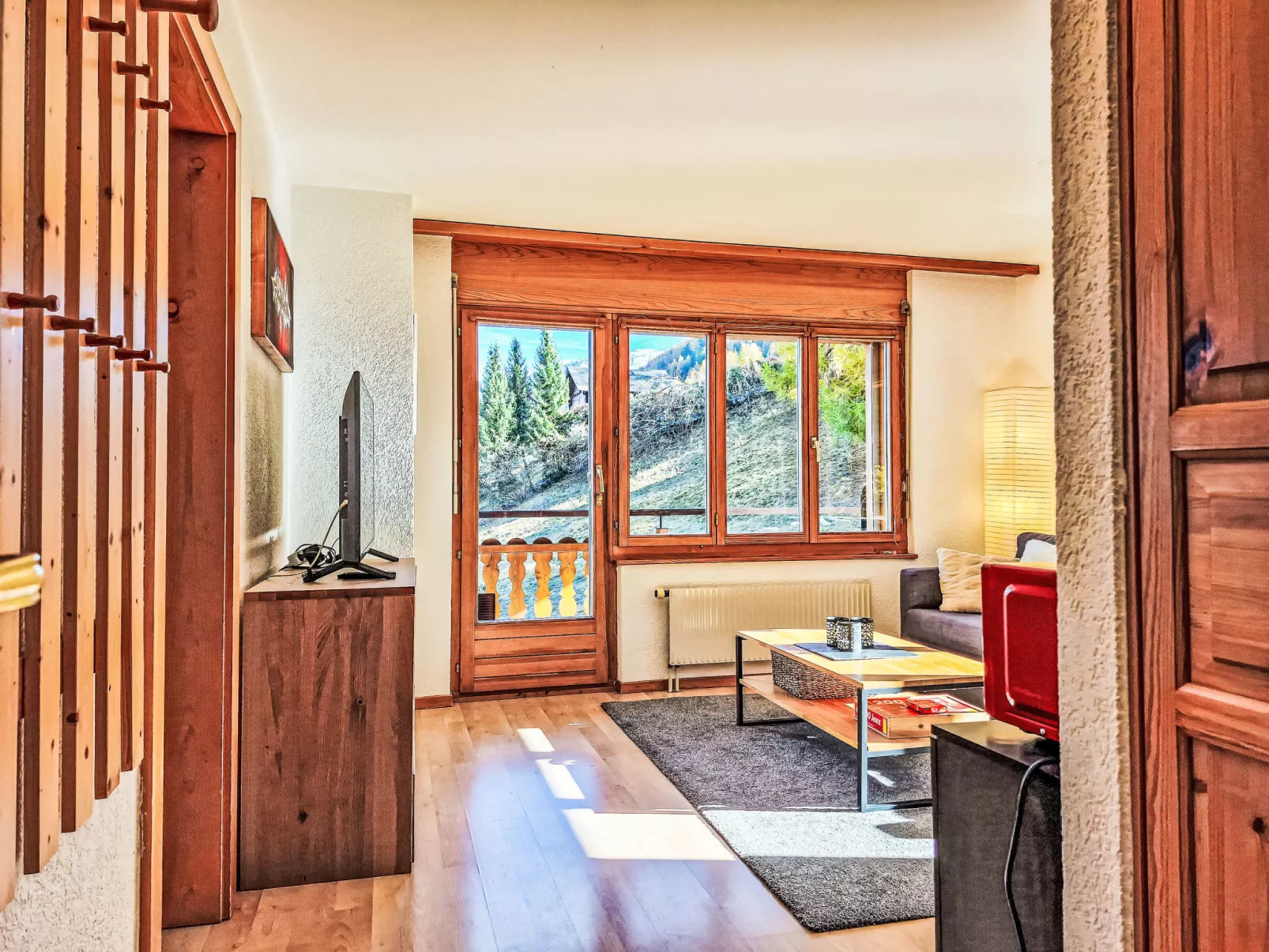 Ambassador 1/6-Binnen