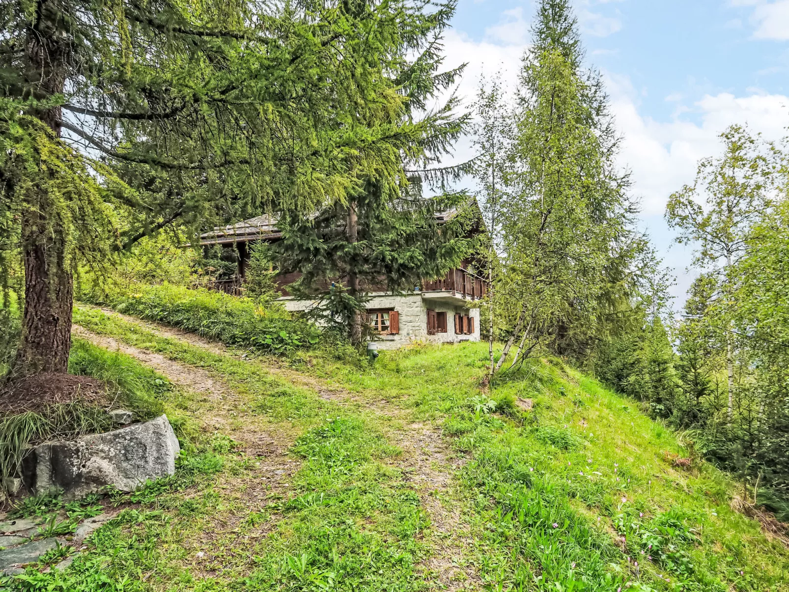 Rodas Soura 5-Buiten