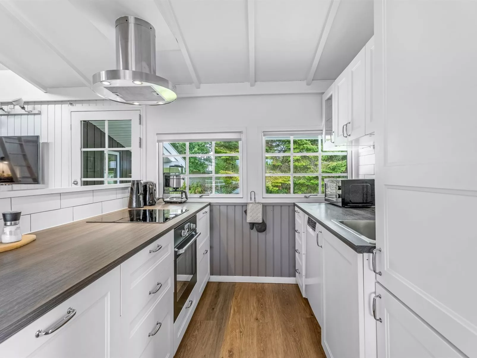 "Effy" - 600m from the sea-Binnen