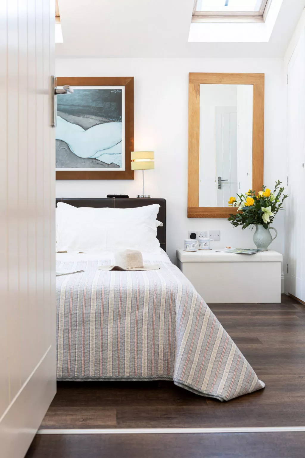 Lighthouse Cottage-Binnen