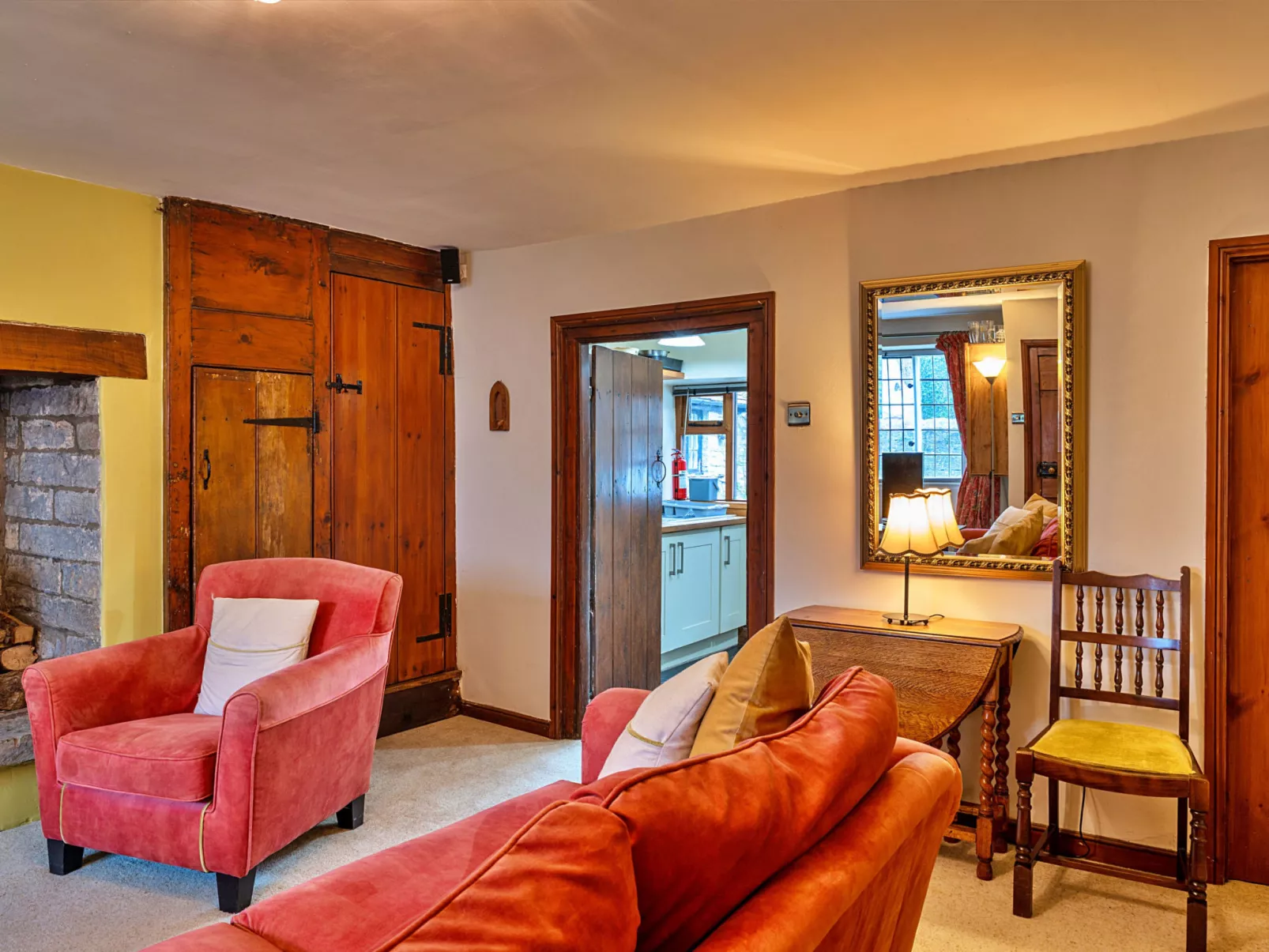 Clematis Cottage-Binnen