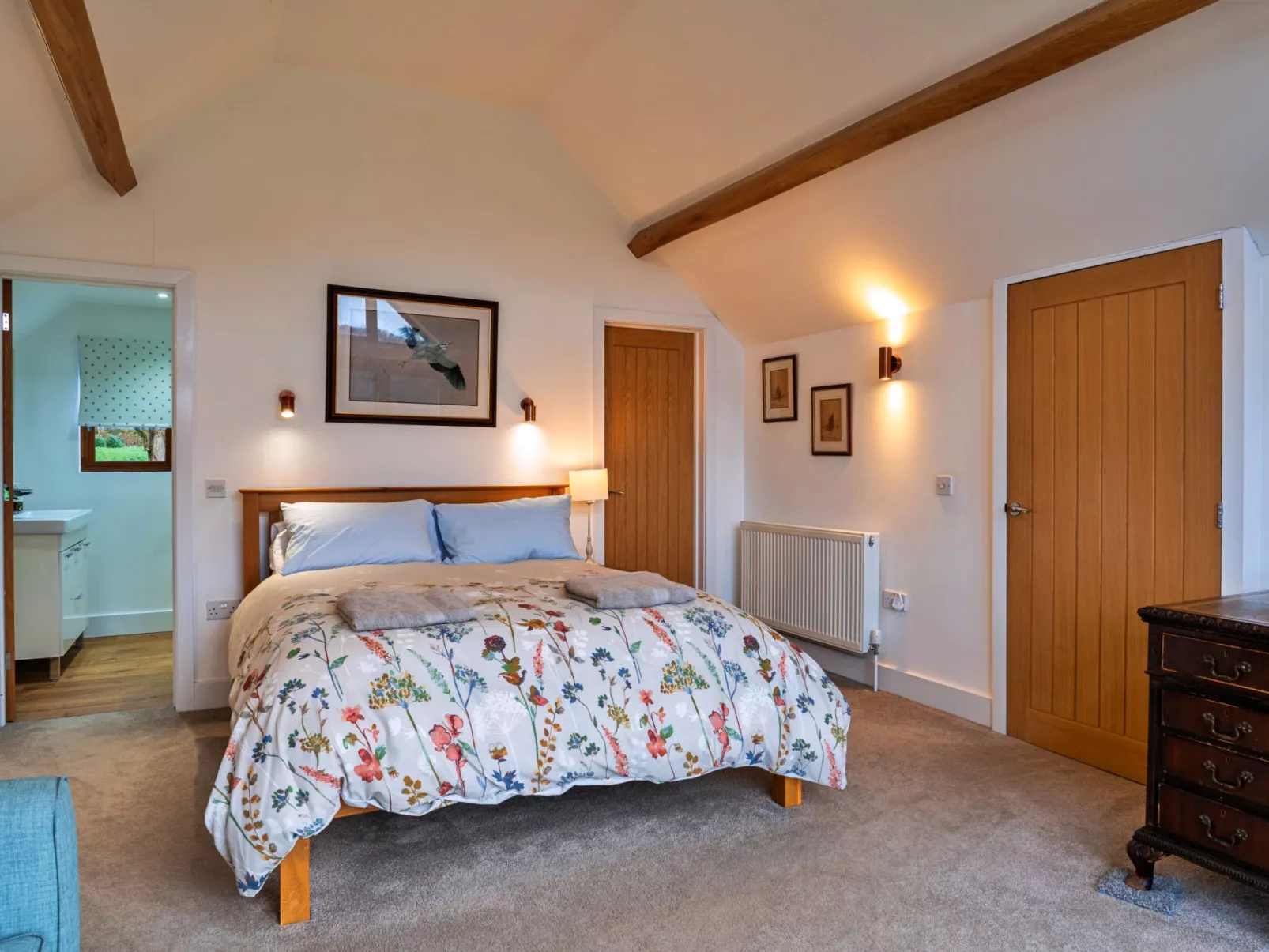 Lower Netherdowns-Binnen