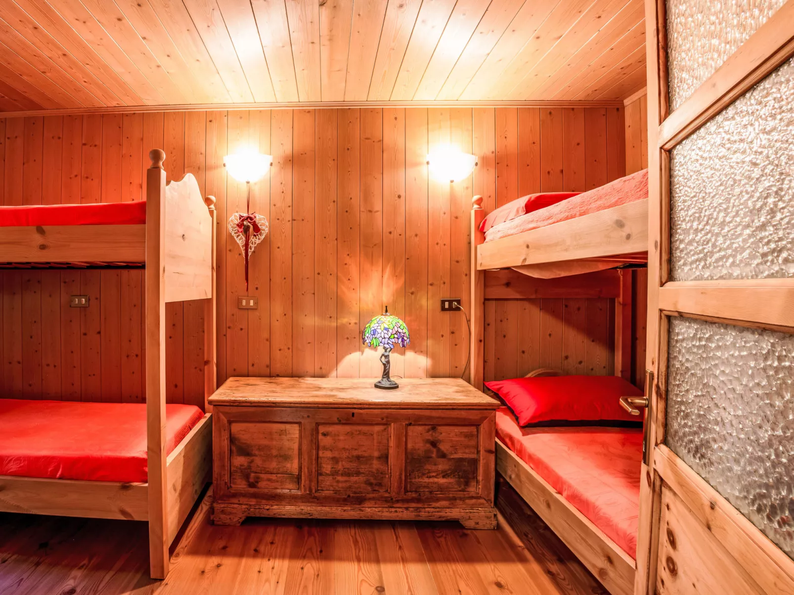 Pozzaglio Mountain Home-Binnen