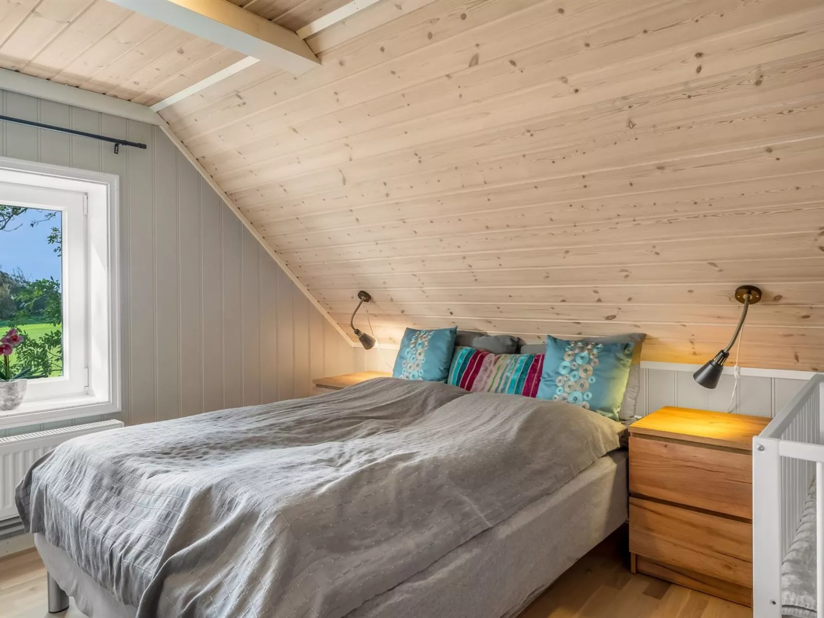 "Missa" - 2km to the fjord-Binnen