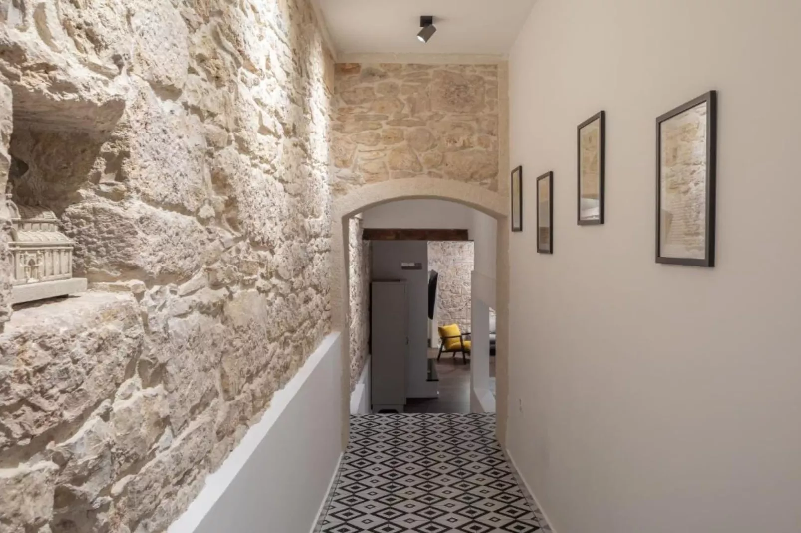 Villa Casa Di Pietra-Binnen