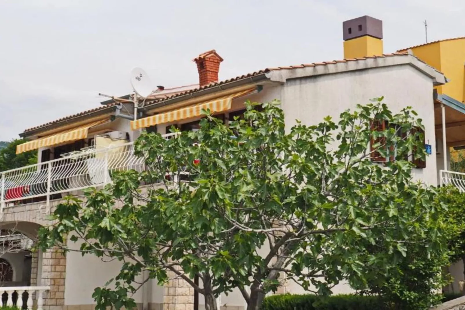 One-Bedroom Apartment With Sea View (B)-Buitenlucht