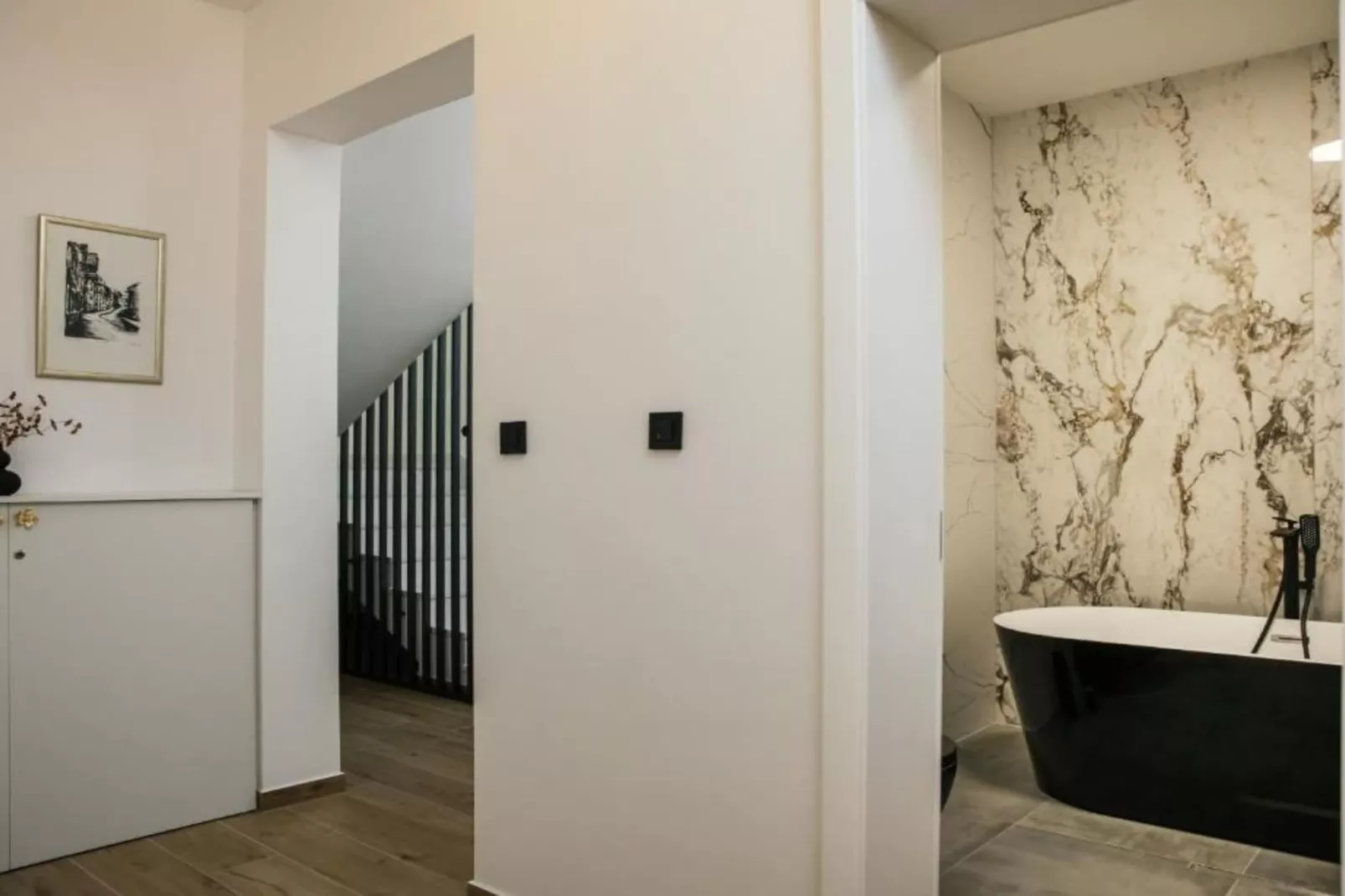 Luxury Villa Lara with Heated Pool, Hot-Tub and Sauna - Six Bedroom Villa with Pool-Slaapkamer