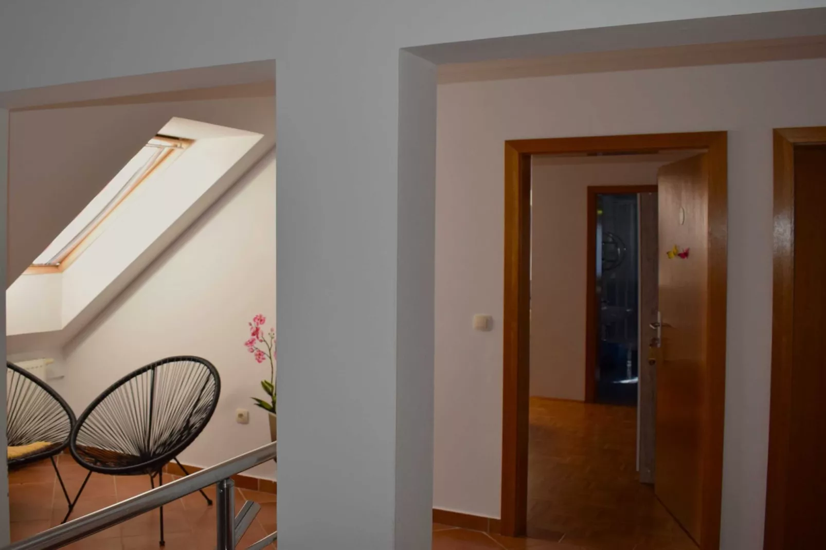 Zevnik Quiet Retreat with Stunning Views and Equestrian Activities - Triple Room with Private  Bathroom