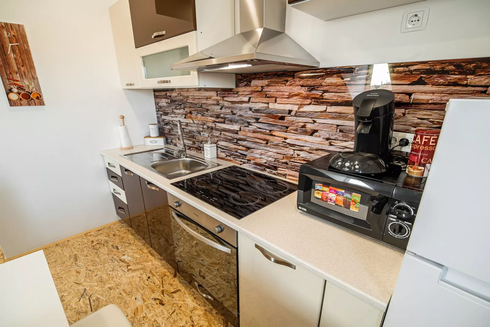 City Modern and Vibrant Apartments Ljubljana - Standard One Bedroom Apartment (owner A3)-Keuken