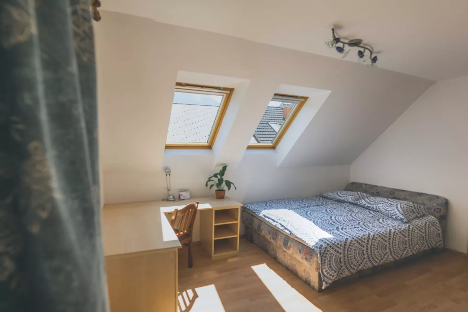 Comfortable Apartment with Mountain View - One Bedroom Apartment-Slaapkamer