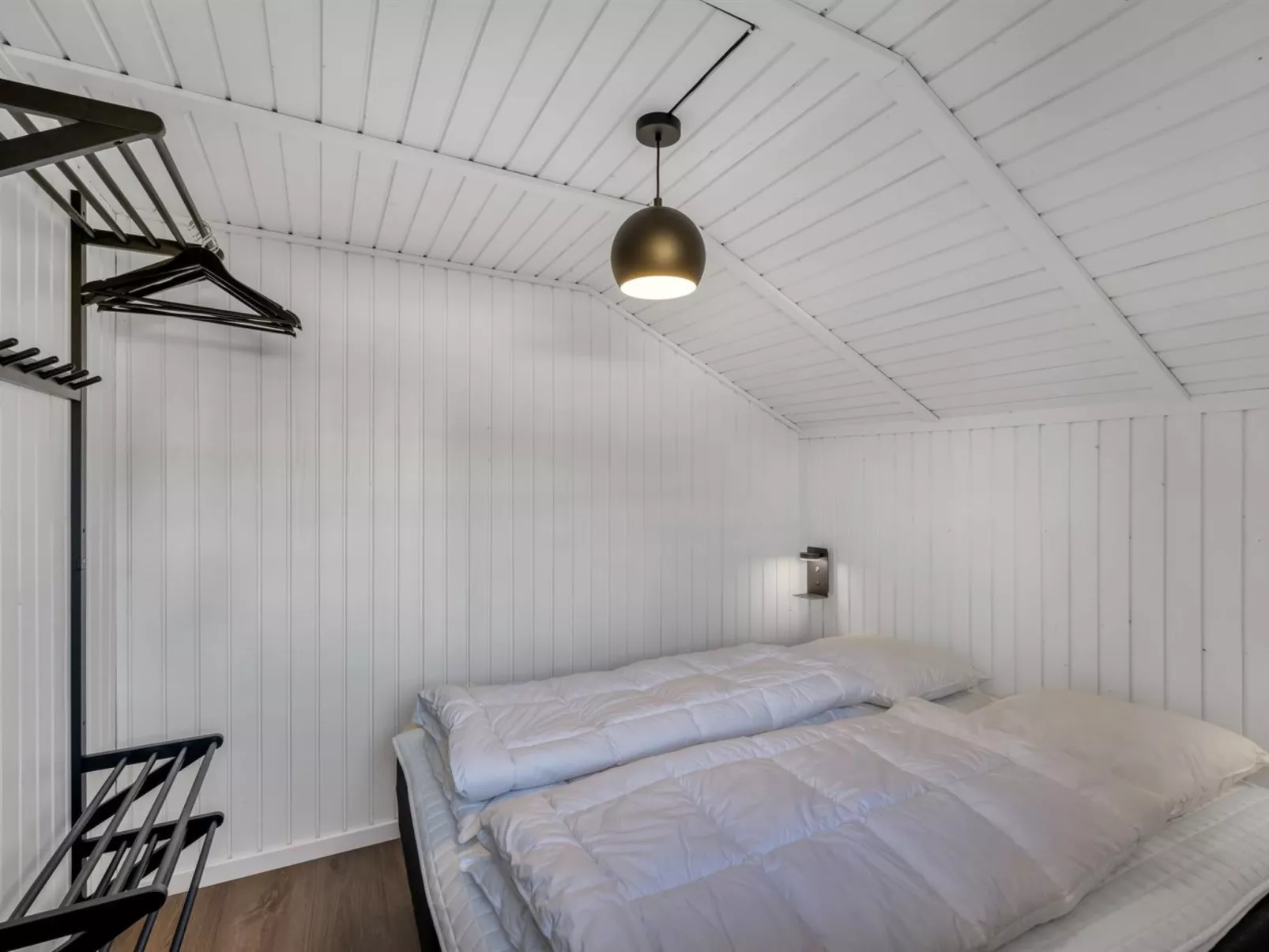 "Thamina" - 200m to the fjord-Binnen