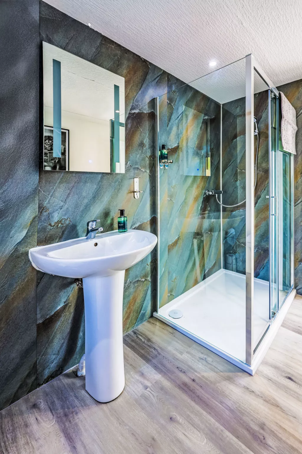 Gordonstoun Cottage-Binnen