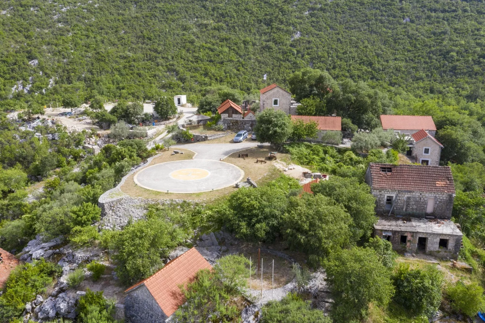 Rustical Resort Kokorići with Shared Outdoor Swimming Pool - One Bedroom Apartment-Uitzicht