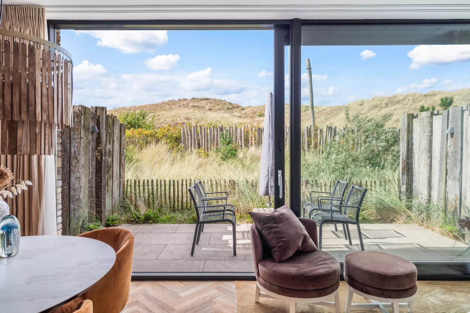 Apartment Zand | 4 Persons-Uitzicht zomer