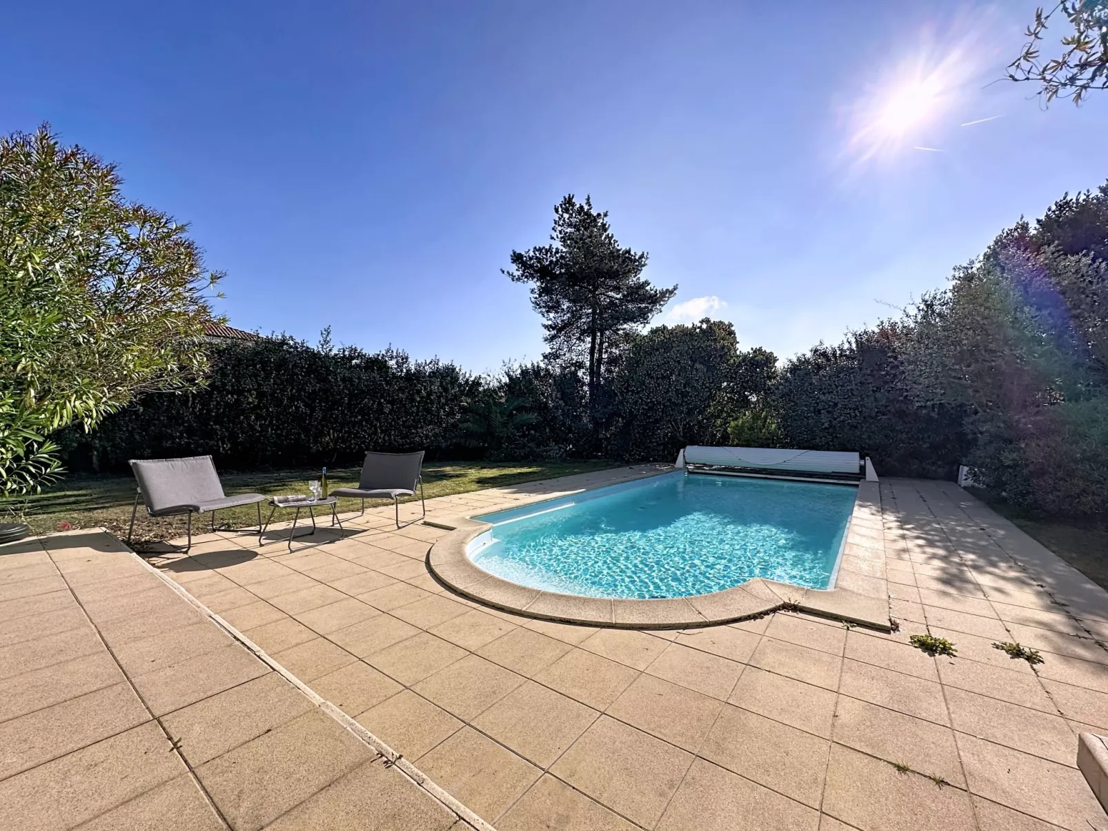 Ma Petite Mer-Buiten