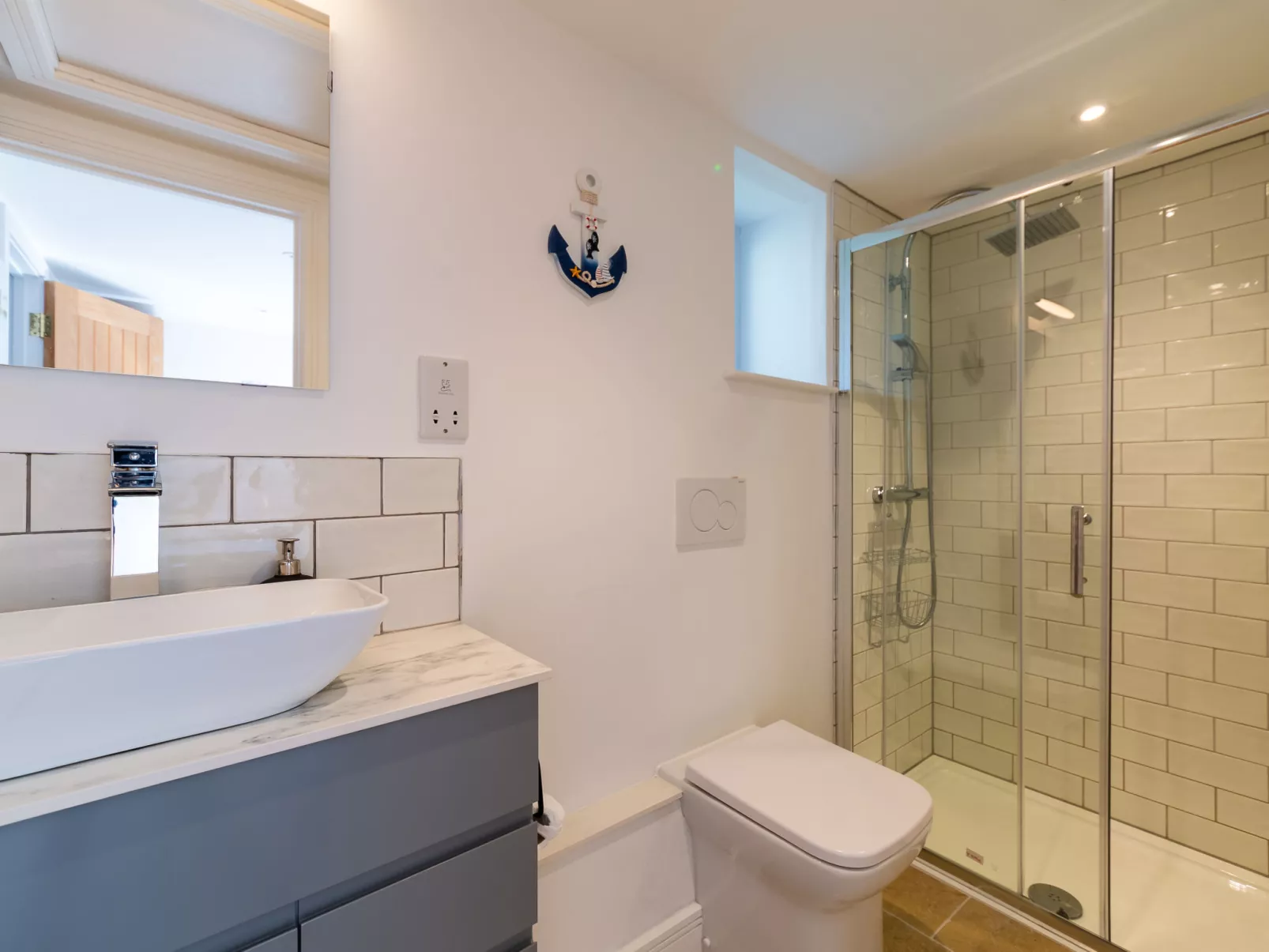 Shanty Cottage-Binnen