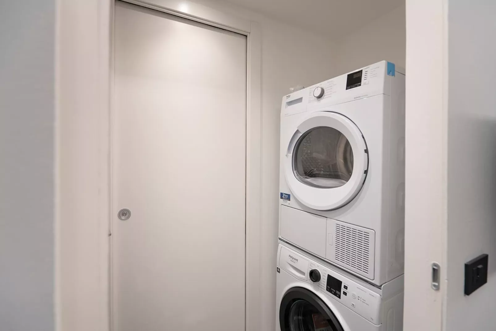 MI LOMELLINA-Badkamer