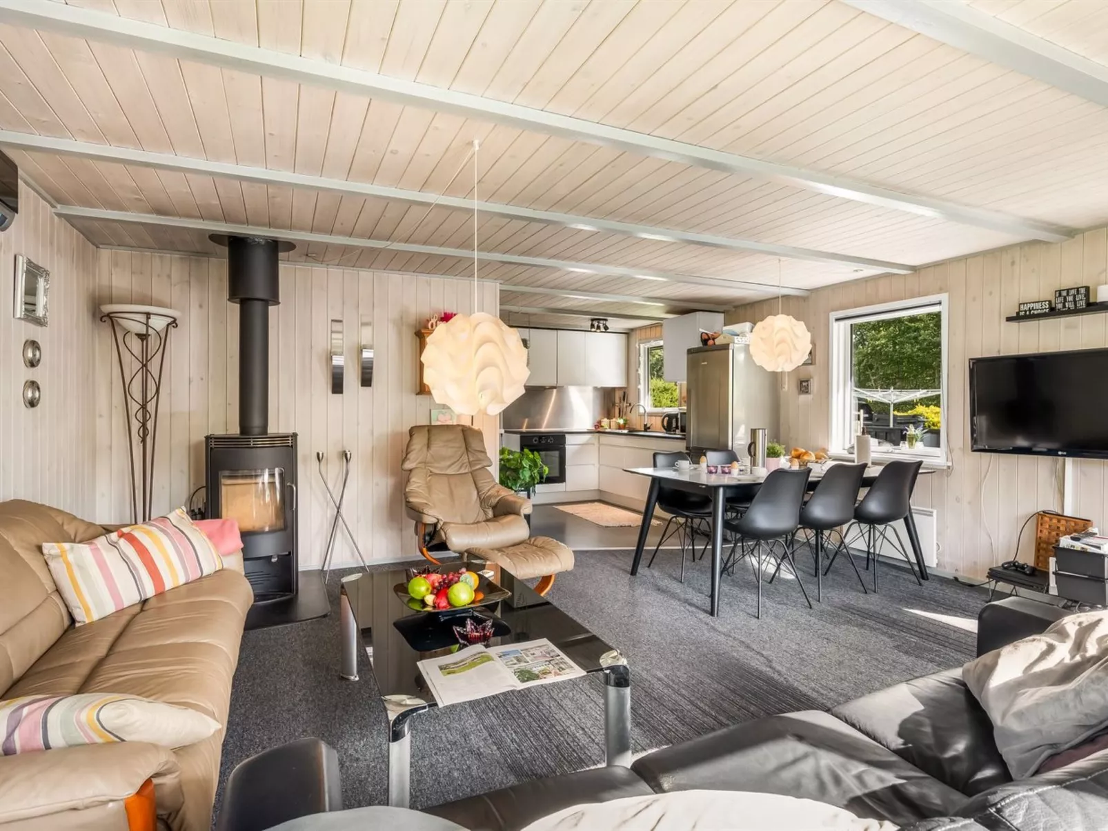 "Vilhelm" - 10km from the sea-Binnen