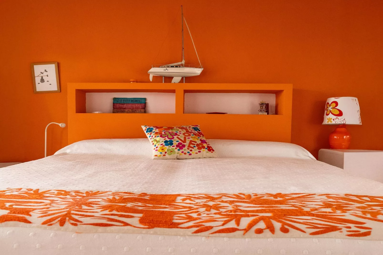 CT 385 AL - Faro's Soulrise Villa - Mojacar - Pool & Artistic Flair close to the Beach-Slaapkamer