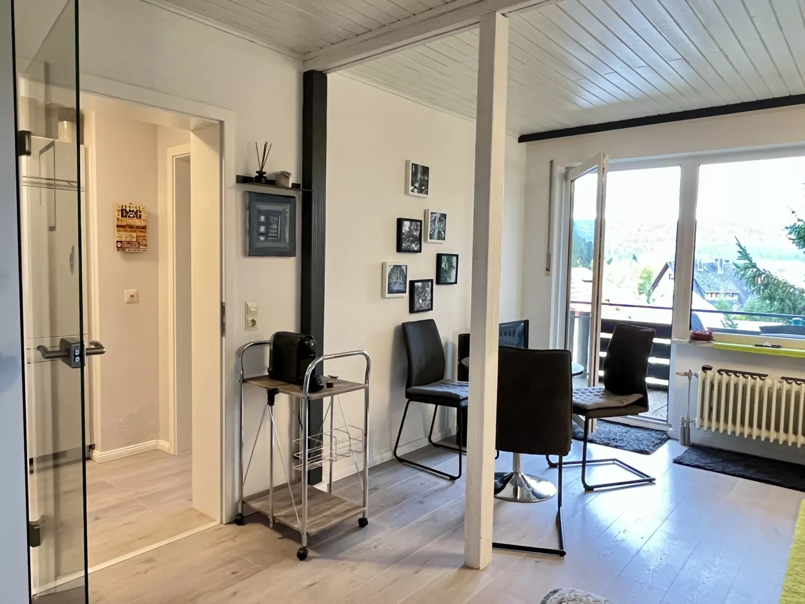 Sonnige Aussichten-Binnen