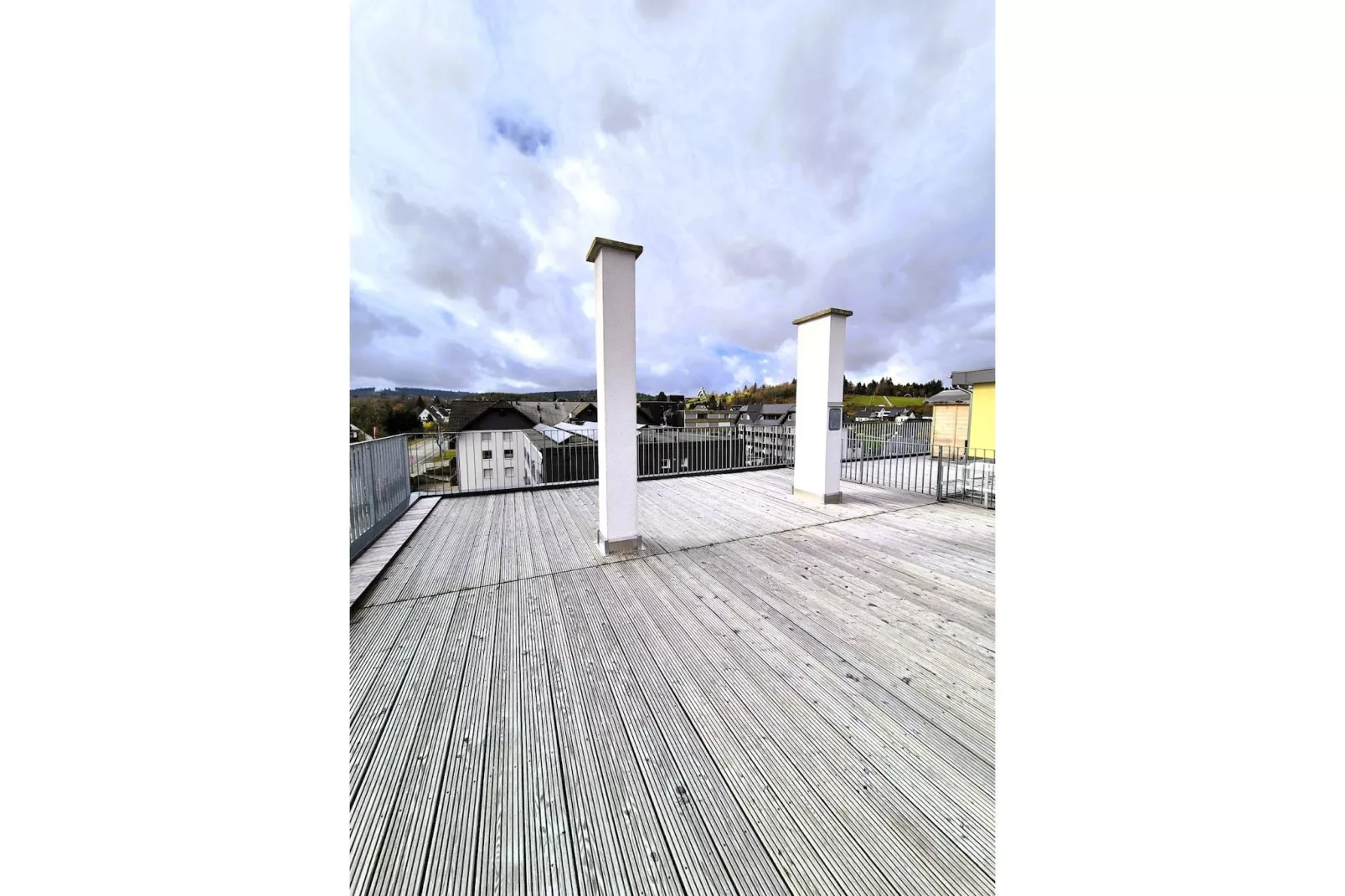 NEW ADD 1 SZ/4 P- Winterberg Appartement 21141 Penthouse-Terrasbalkon