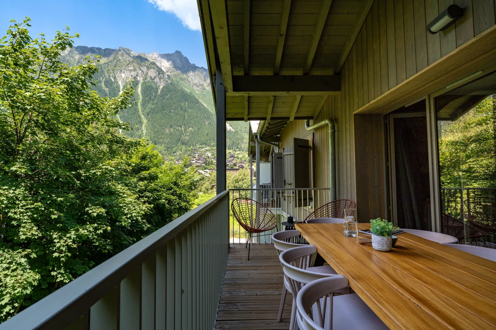 White Pearl A32-Terrasbalkon