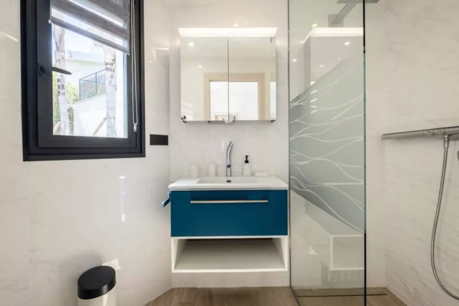 Résidence Maison D'architecte Avec Piscine Chauff&eacute;e & Sublime Vue Mer-Niet-getagd