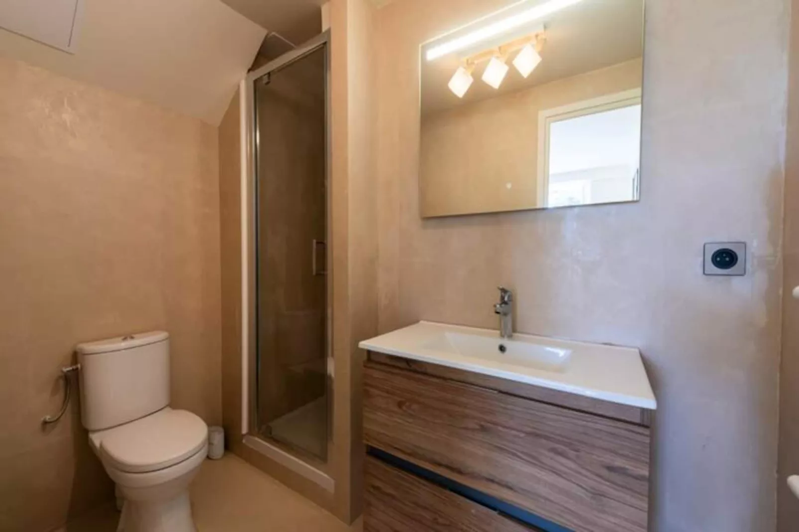 Résidence 4p Bourgeois Rez-de-jardin, Proche Croisette & Plages-Niet-getagd