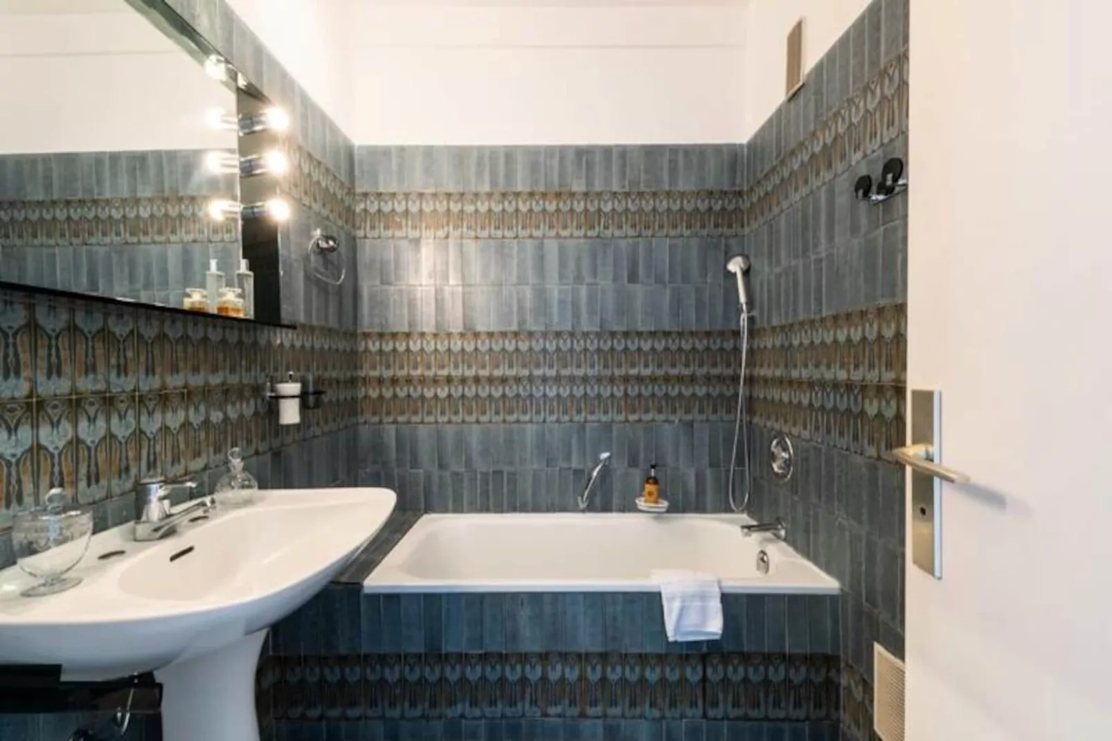 Résidence Spacieux 2p Vue Mer &ndash; R&eacute;sidence Avec Piscine, Cannes-Niet-getagd