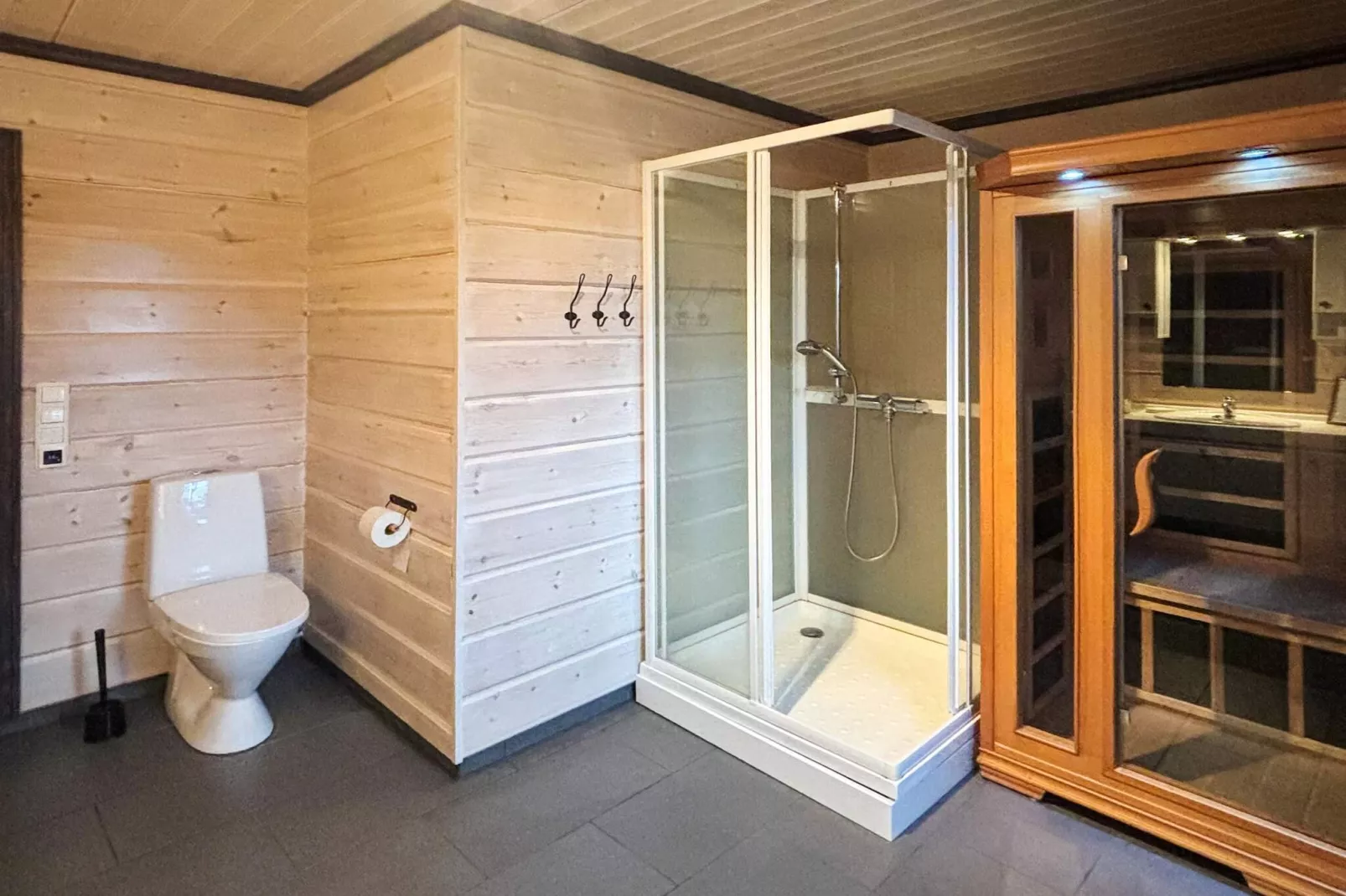 76409 TROLLHYTTA-Binnen