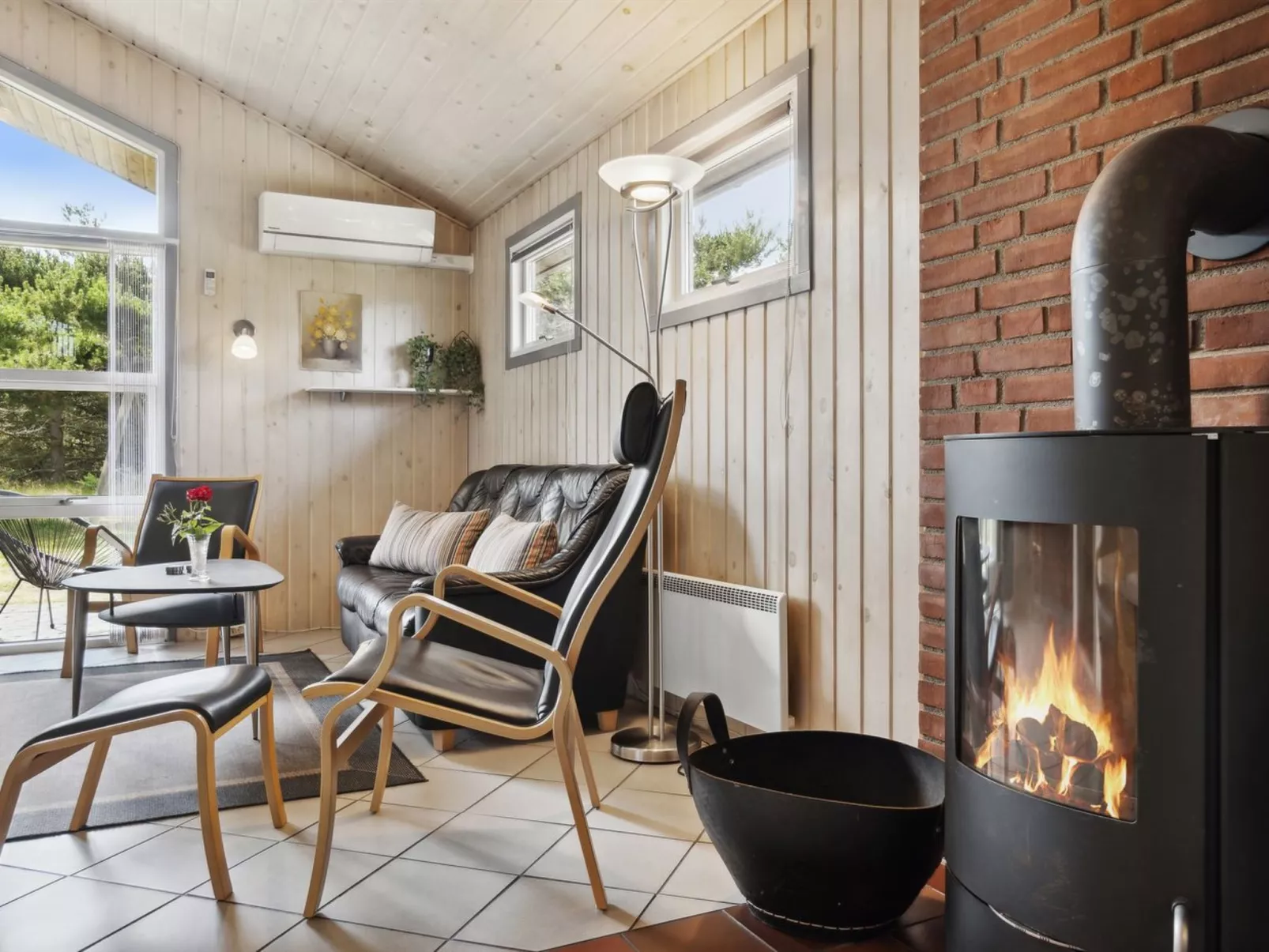 "Erlinda" - 3.1km from the sea-Binnen