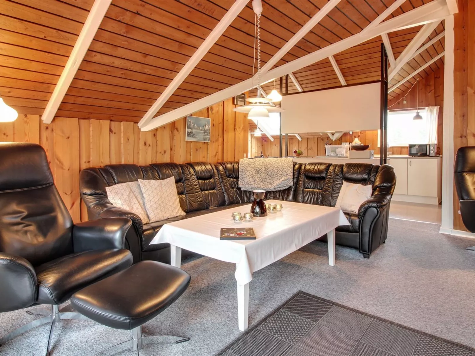 "Sebiorn" - 300m to the fjord-Binnen