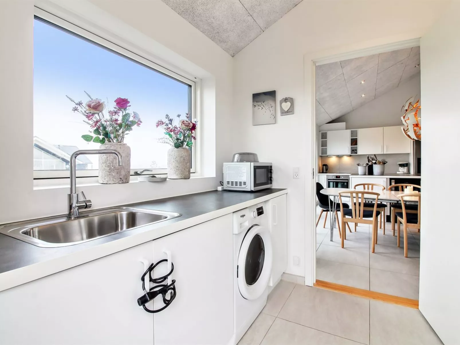 "Edgar" - 1.5km from the sea-Binnen