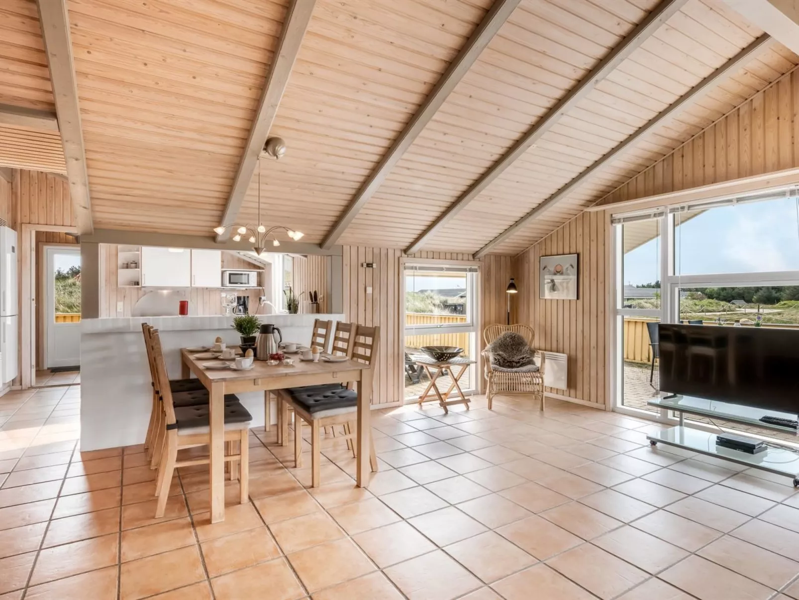 "Skev" - 200m to the fjord-Binnen