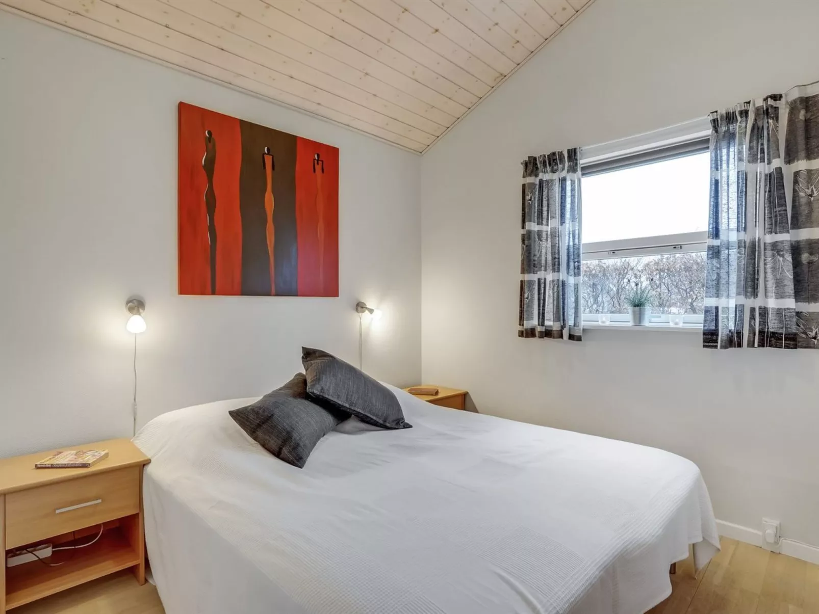 "Karstina" - 1km from the sea-Binnen