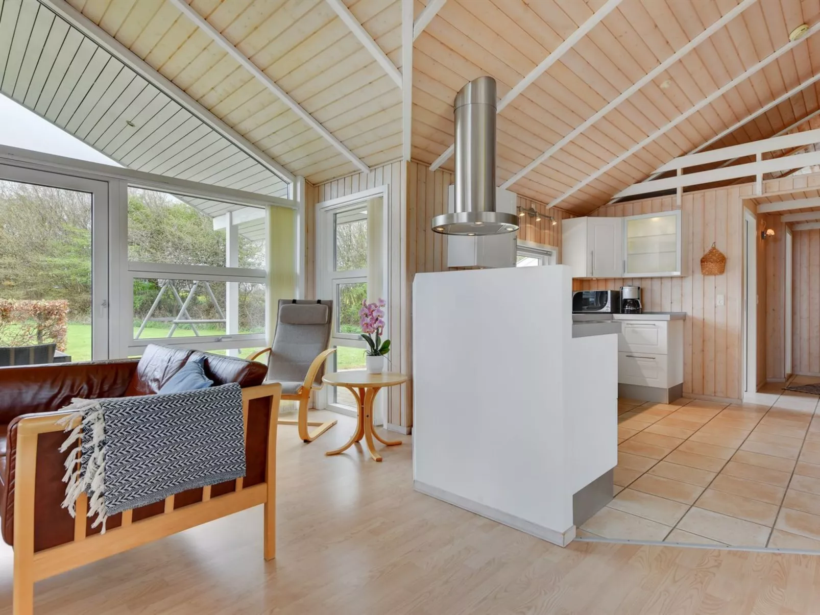 "Deline" - 250m from the sea-Binnen