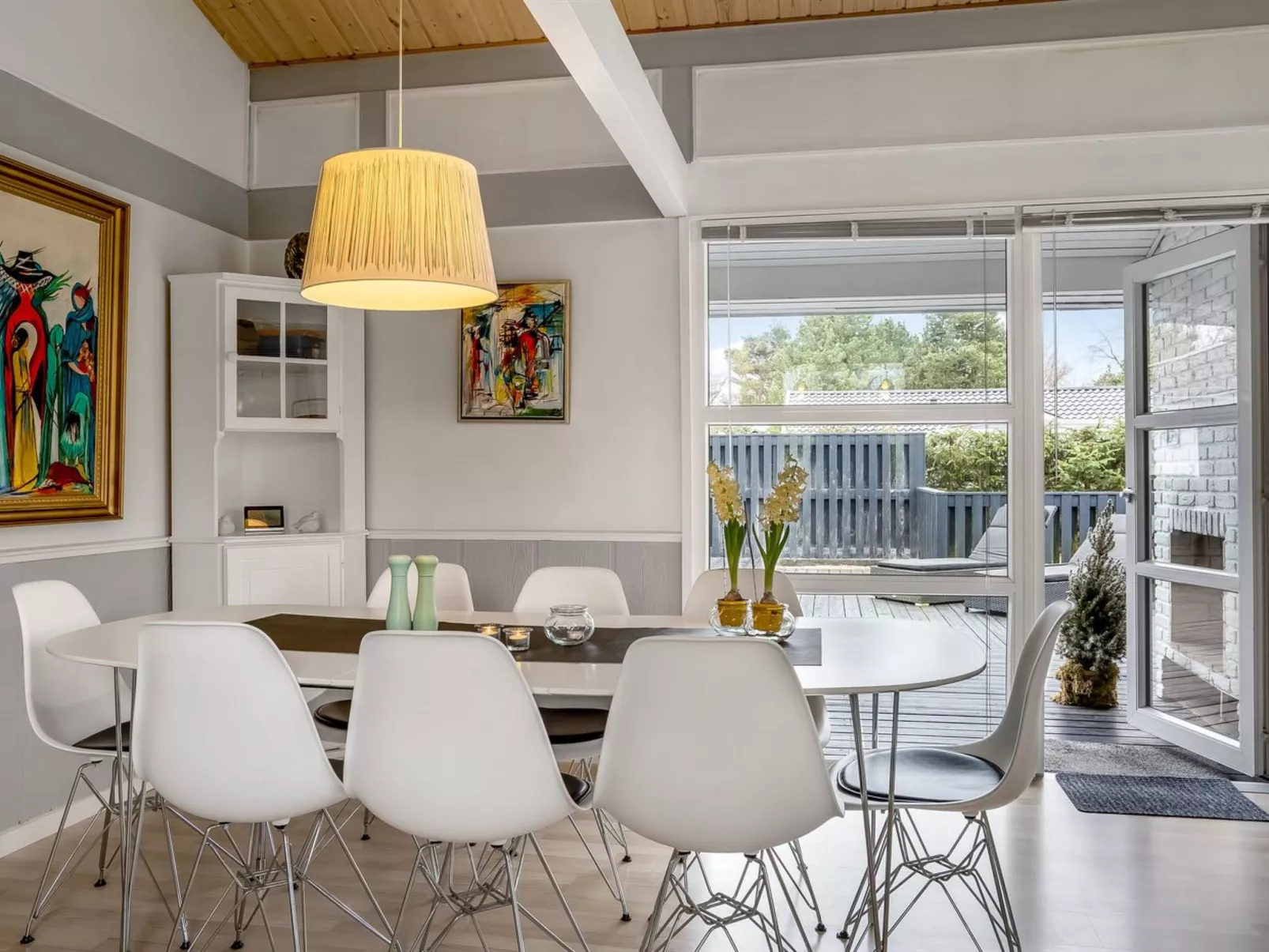 "Clarabelle" - 700m from the sea-Binnen