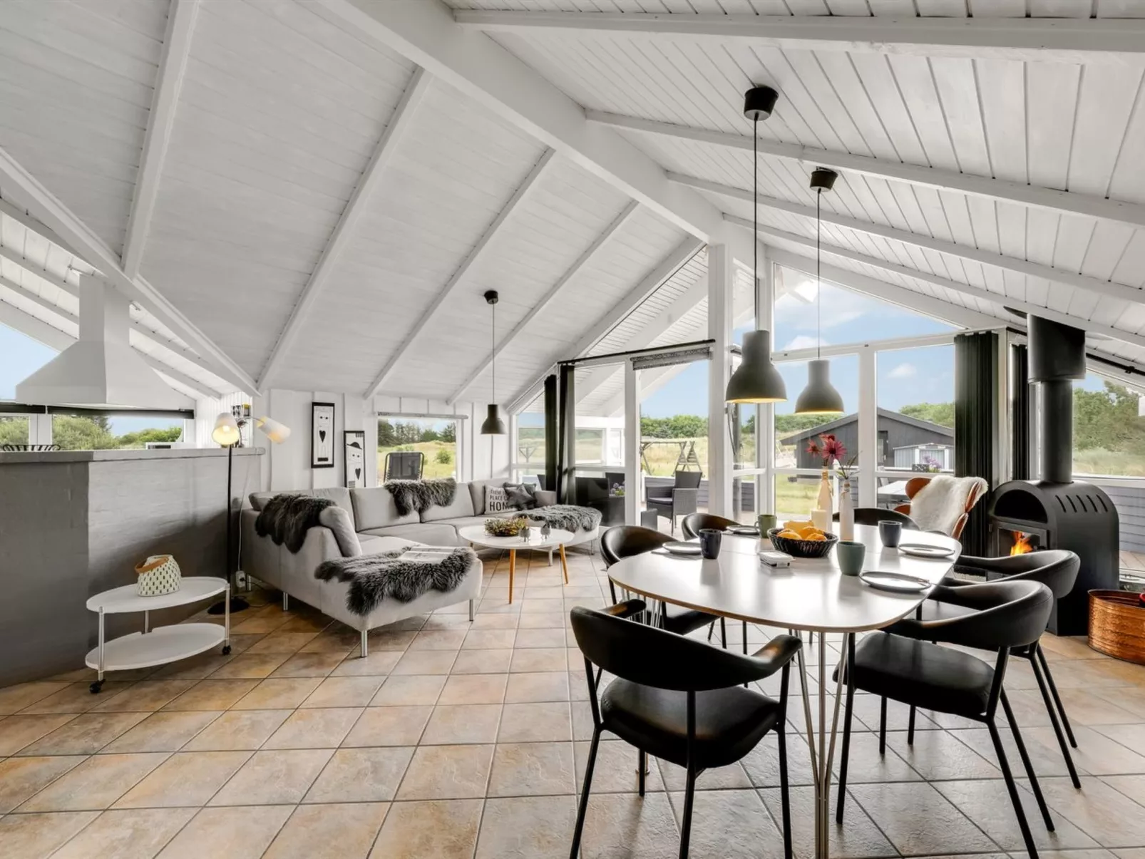 "Cyrill" - 250m to the fjord-Binnen