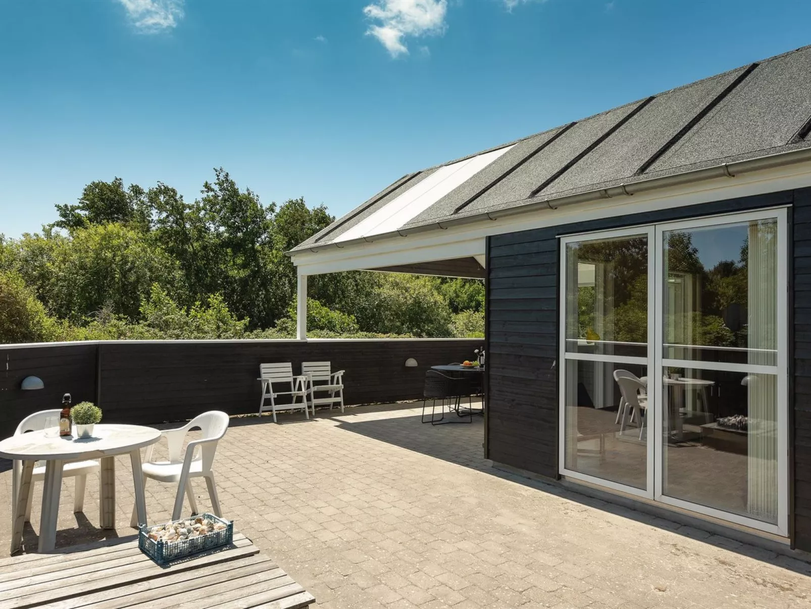 "Erich" - 1.8km from the sea-Buiten